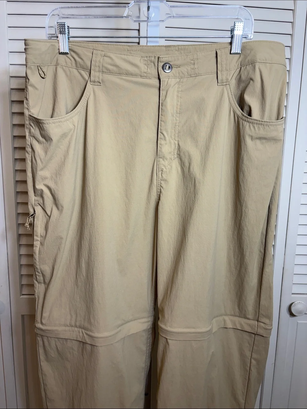 Patagonia Men's Zip-Off Cargo Convertible Pants Tan Size 36